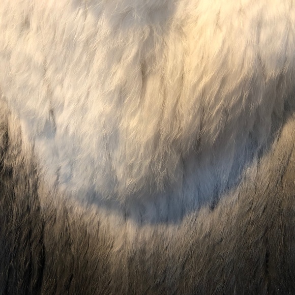 Fur wrap/cape/poncho - Picture 3 of 3